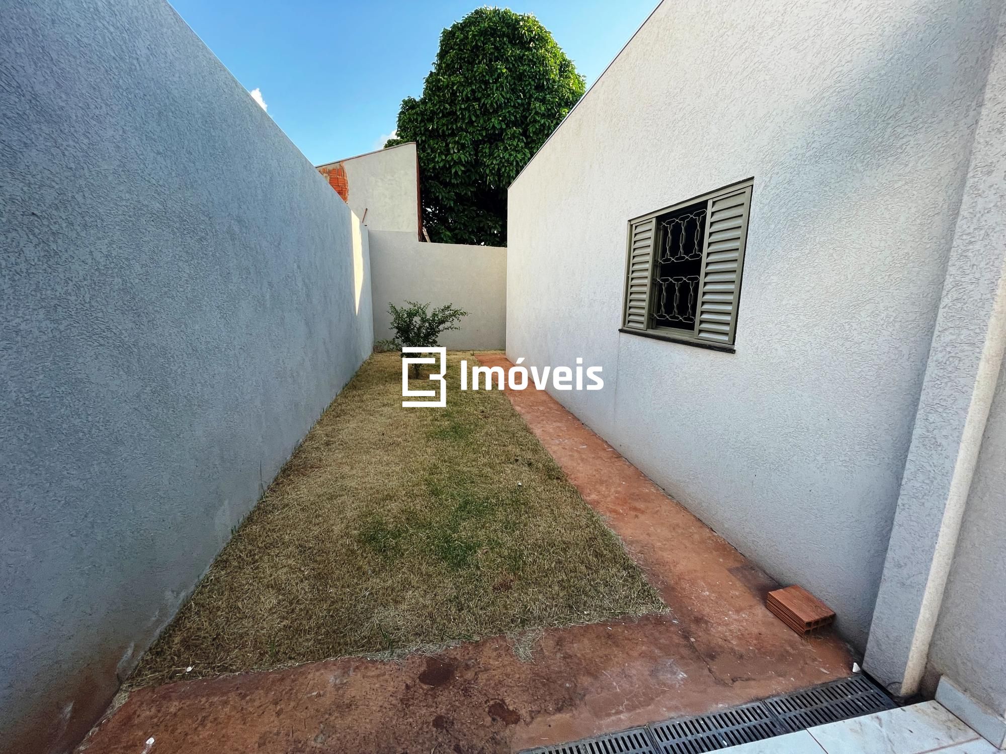 Casa à venda com 3 quartos, 91m² - Foto 3