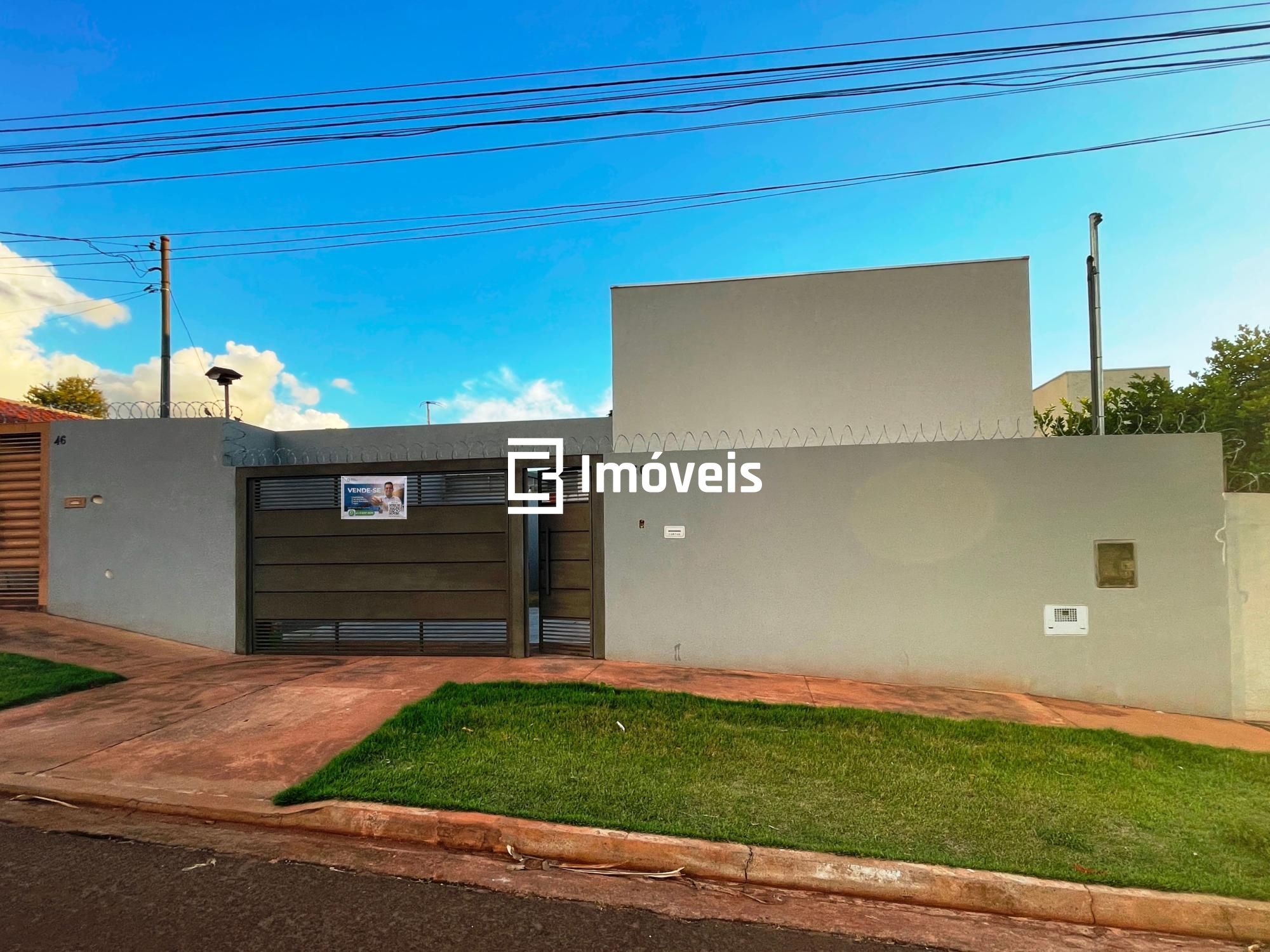 Casa à venda com 3 quartos, 91m² - Foto 1