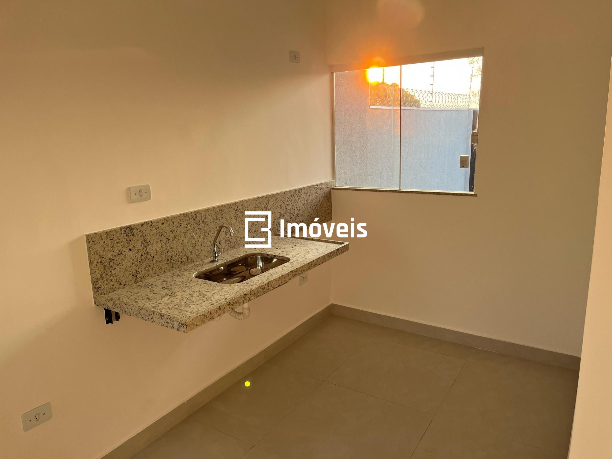 Casa à venda com 3 quartos, 90m² - Foto 7