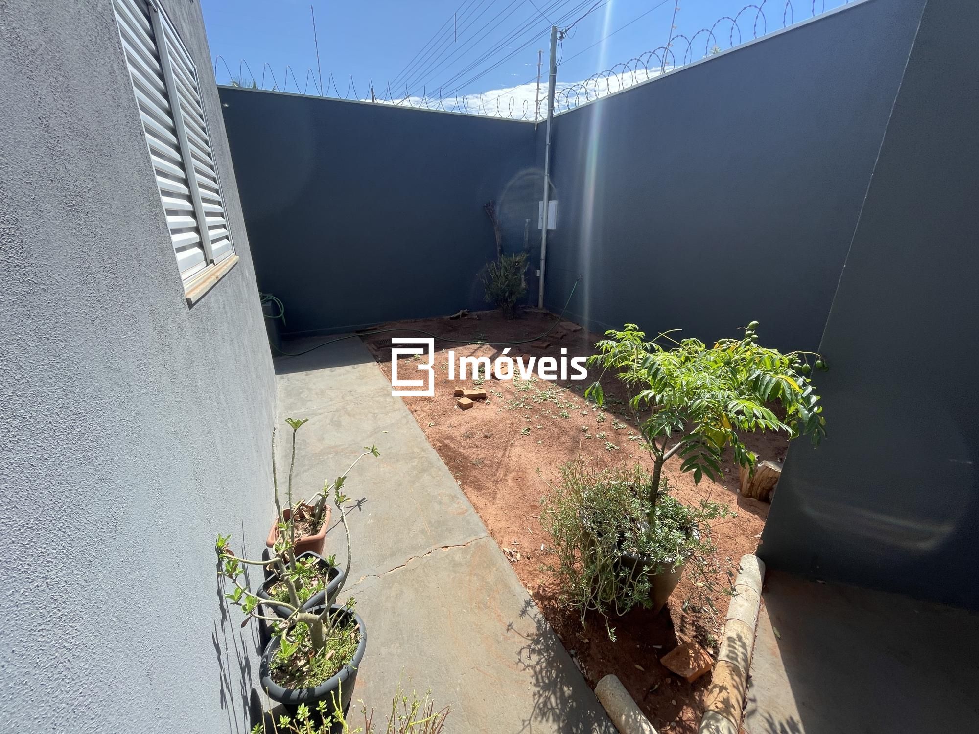 Casa à venda com 3 quartos, 172m² - Foto 3