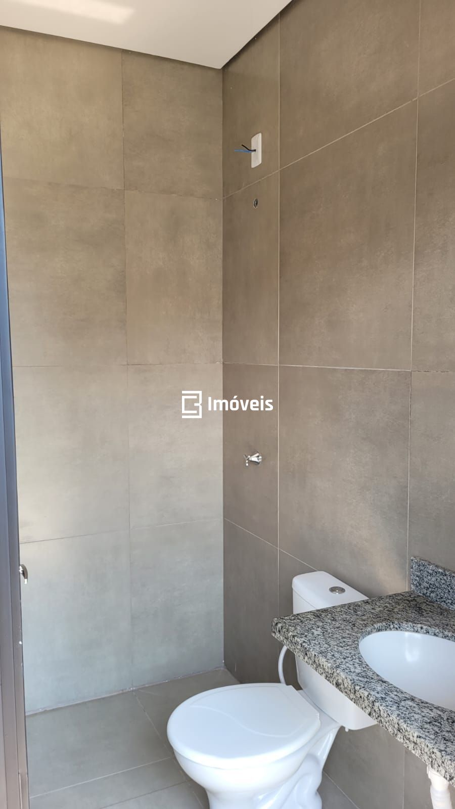 Casa à venda com 2 quartos, 68m² - Foto 7