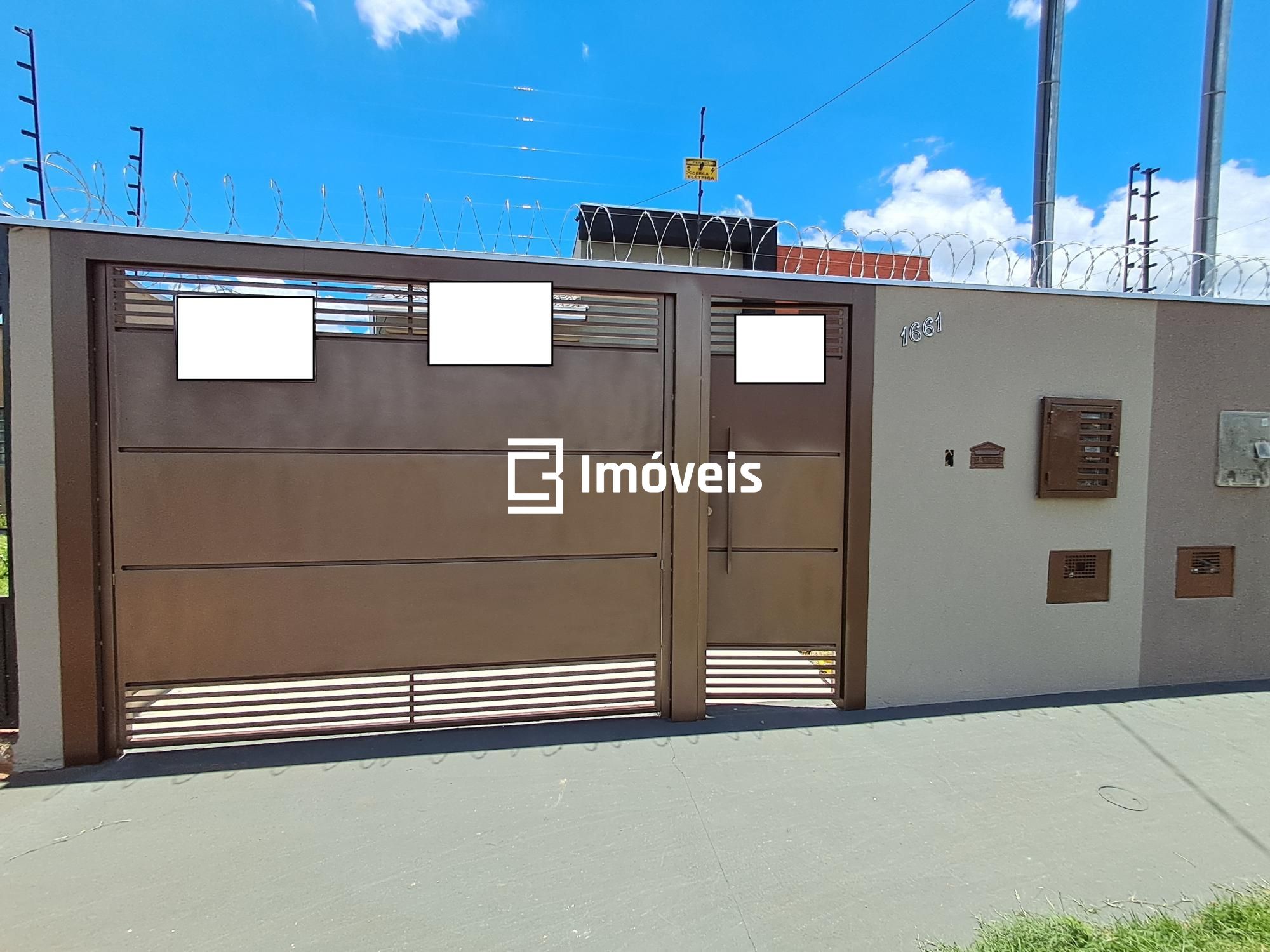 Casa à venda com 3 quartos, 90m² - Foto 1