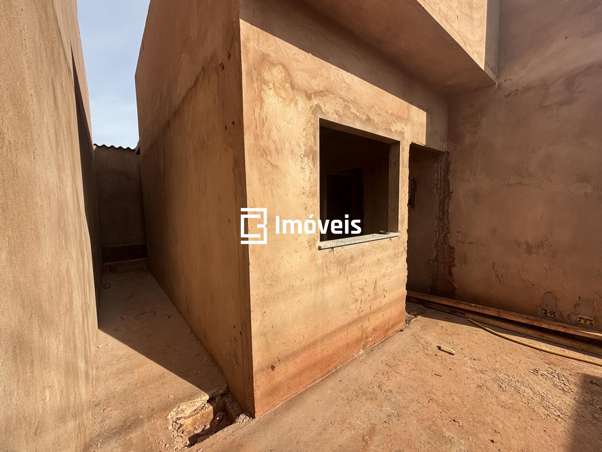 Casa à venda com 2 quartos, 48m² - Foto 3