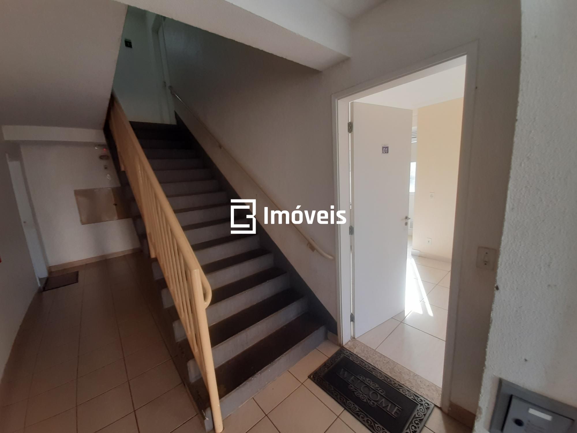 Apartamento à venda com 2 quartos, 48m² - Foto 2