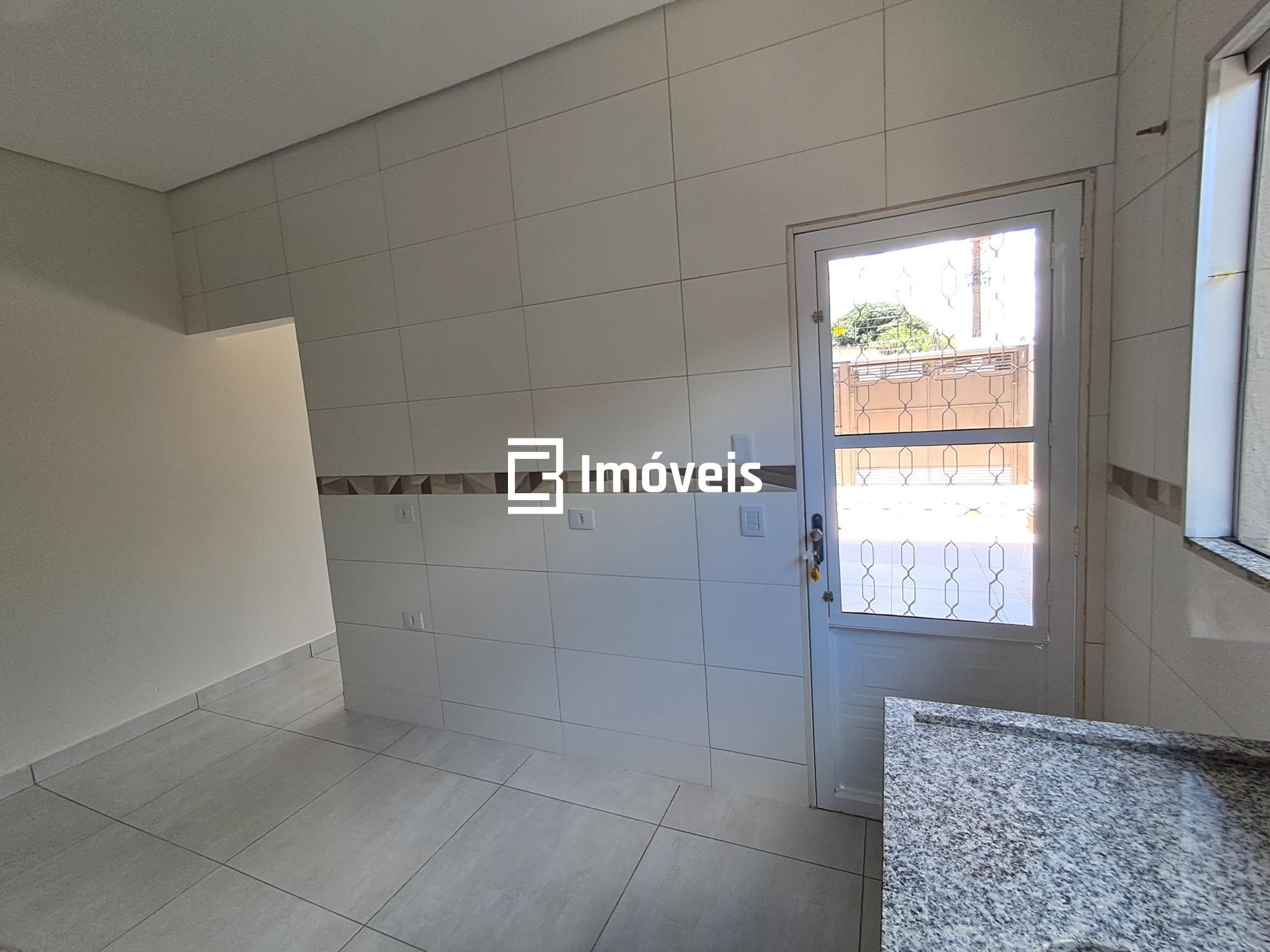 Casa à venda com 3 quartos, 90m² - Foto 10