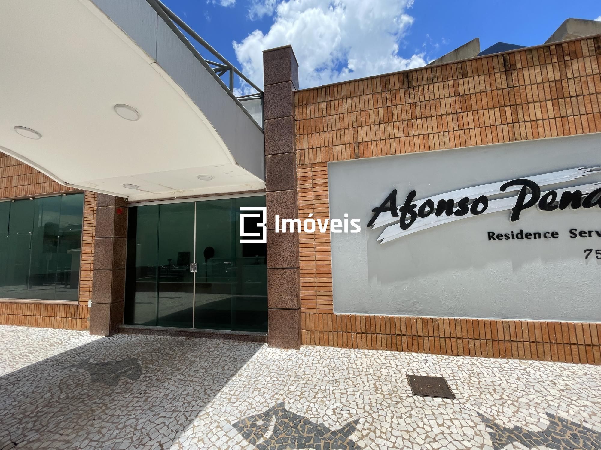 Apartamento à venda com 2 quartos, 78m² - Foto 2