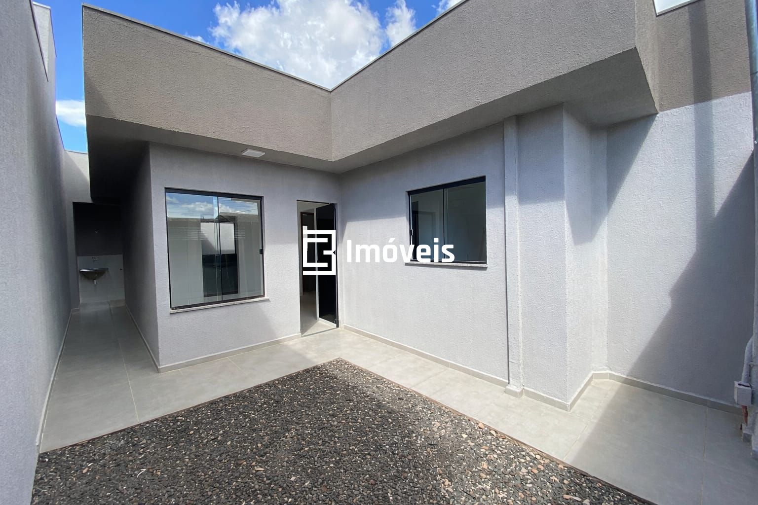 Casa, 2 quartos, 56 m² - Foto 1