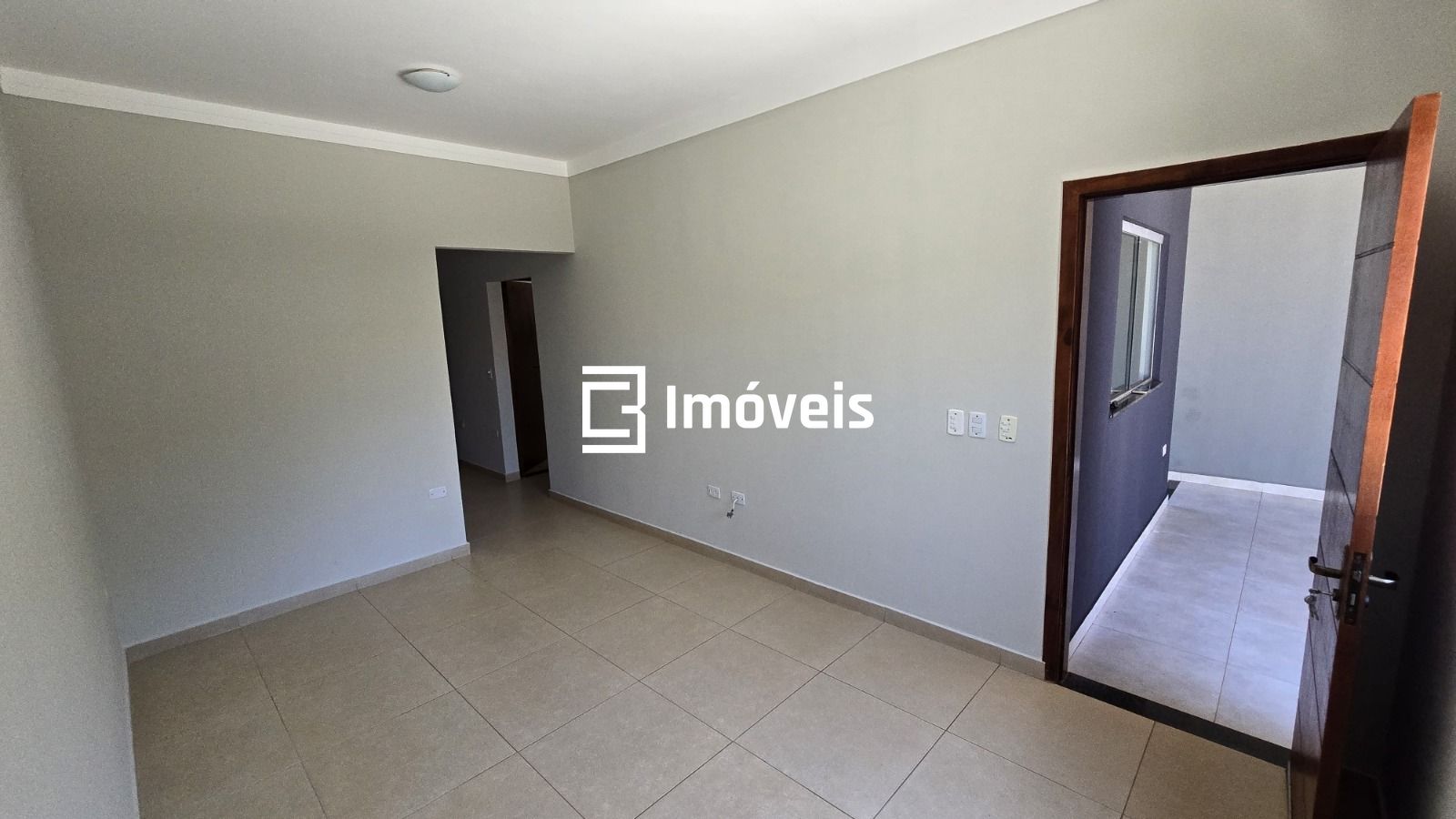 Casa à venda com 2 quartos, 100m² - Foto 4
