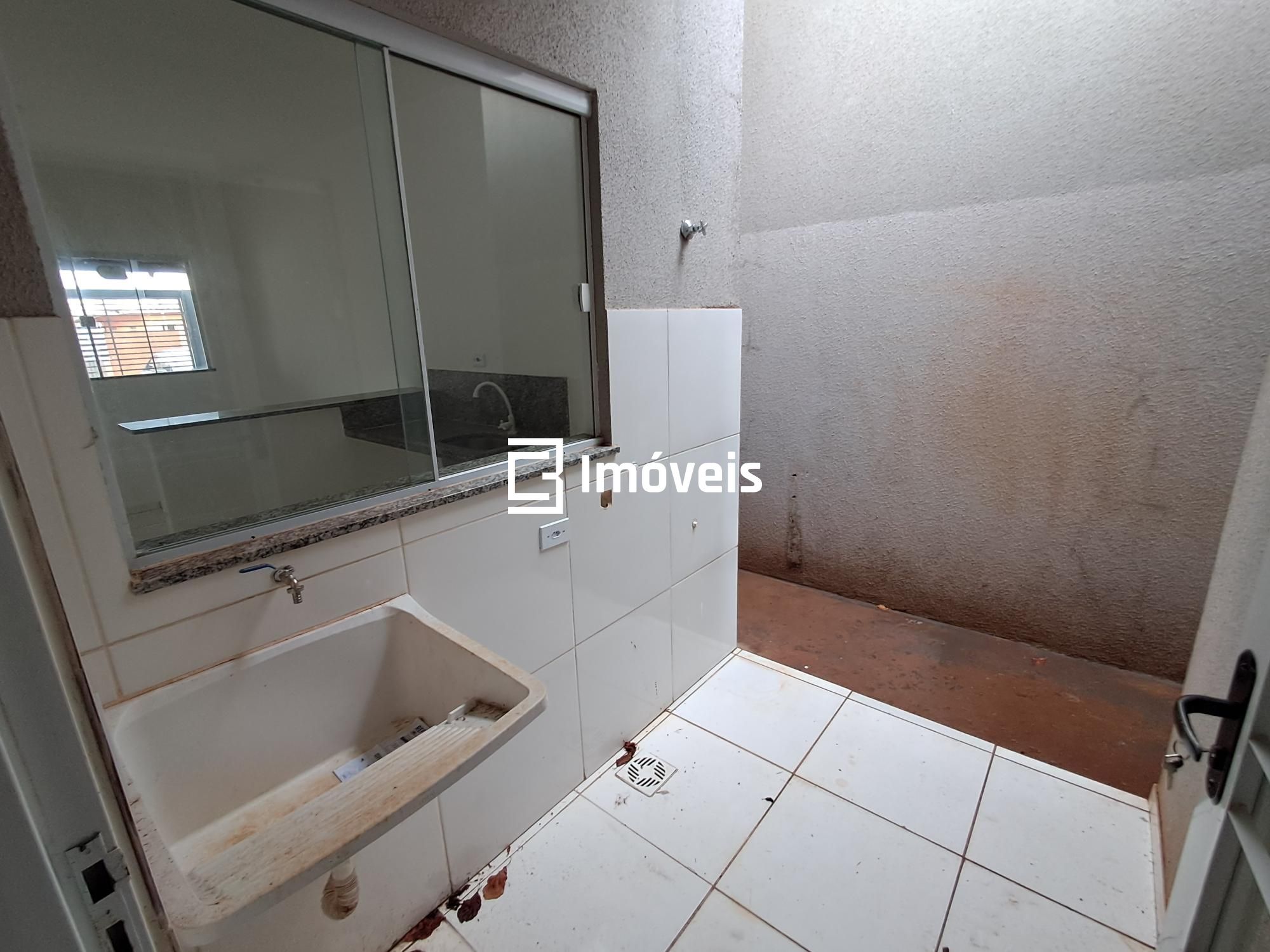 Casa à venda com 2 quartos, 59m² - Foto 12