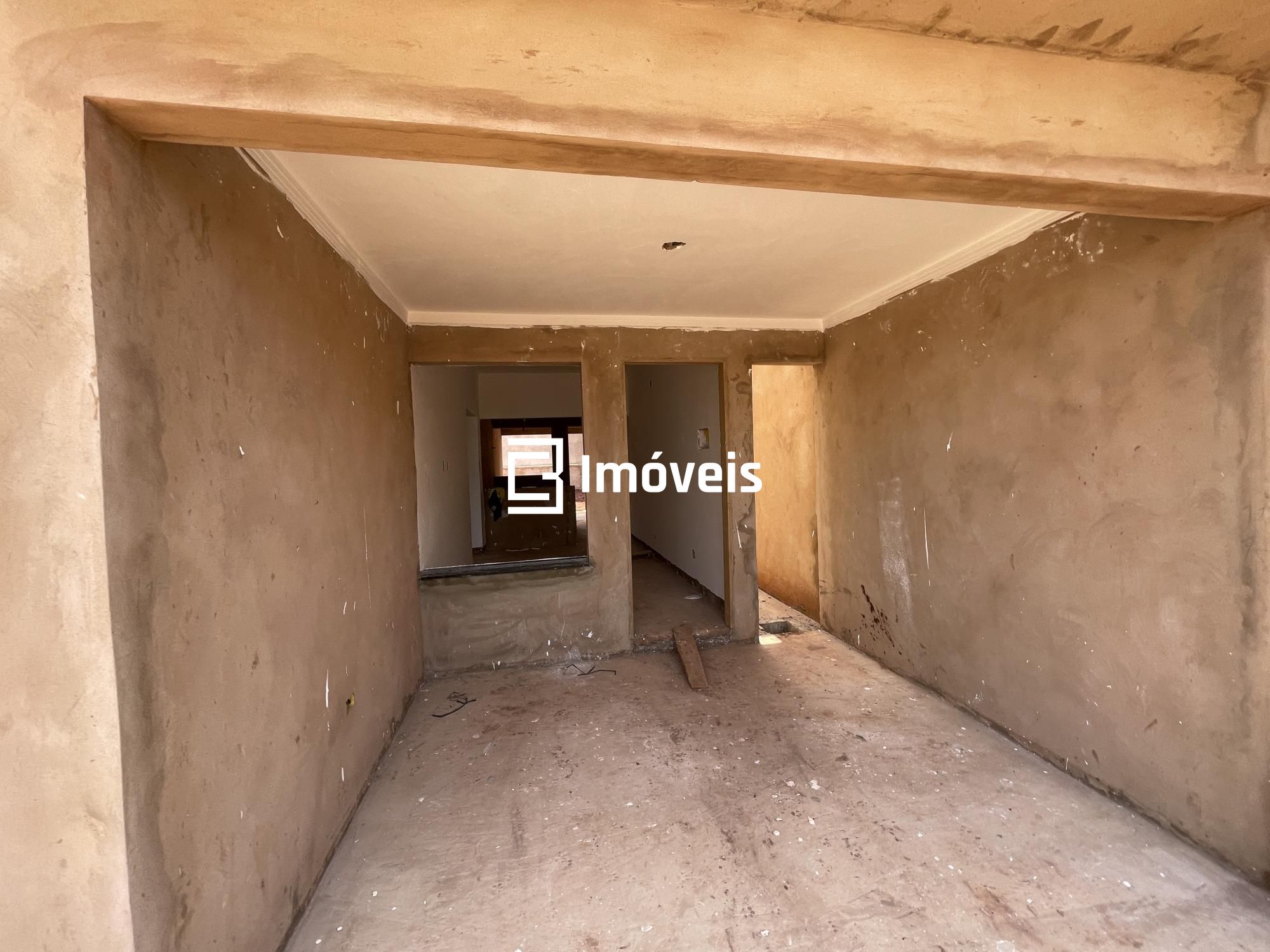Casa à venda com 2 quartos, 69m² - Foto 4