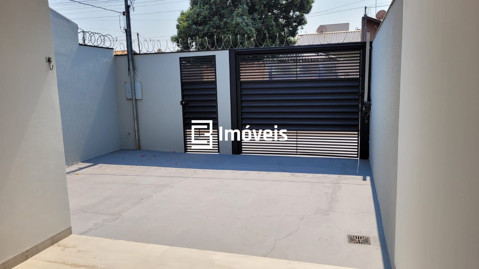 Casa à venda com 2 quartos, 68m² - Foto 3