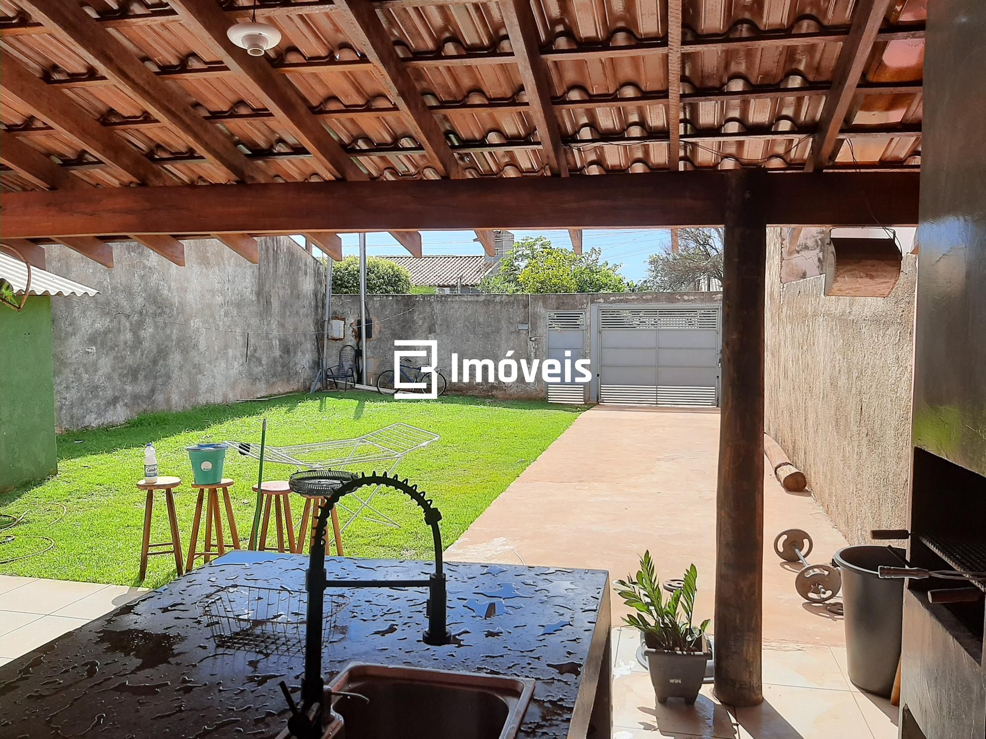Casa à venda com 2 quartos, 68m² - Foto 4