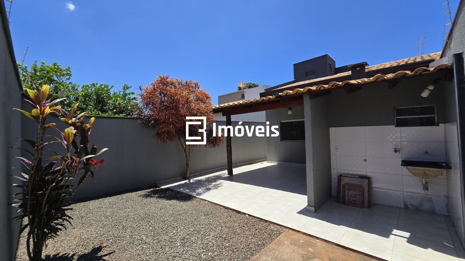 Casa à venda com 2 quartos, 100m² - Foto 14
