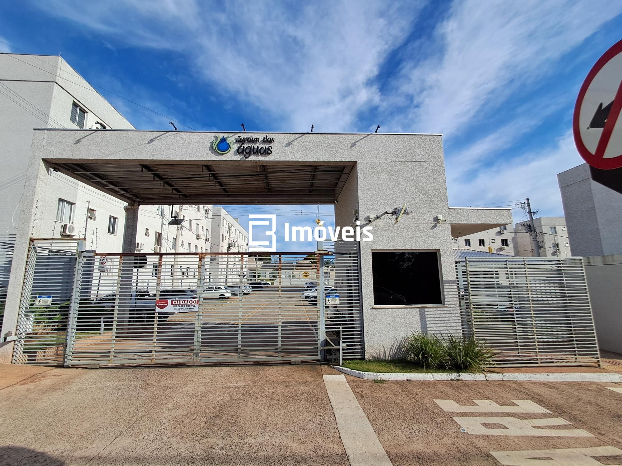 Apartamento à venda com 2 quartos, 42m² - Foto 1