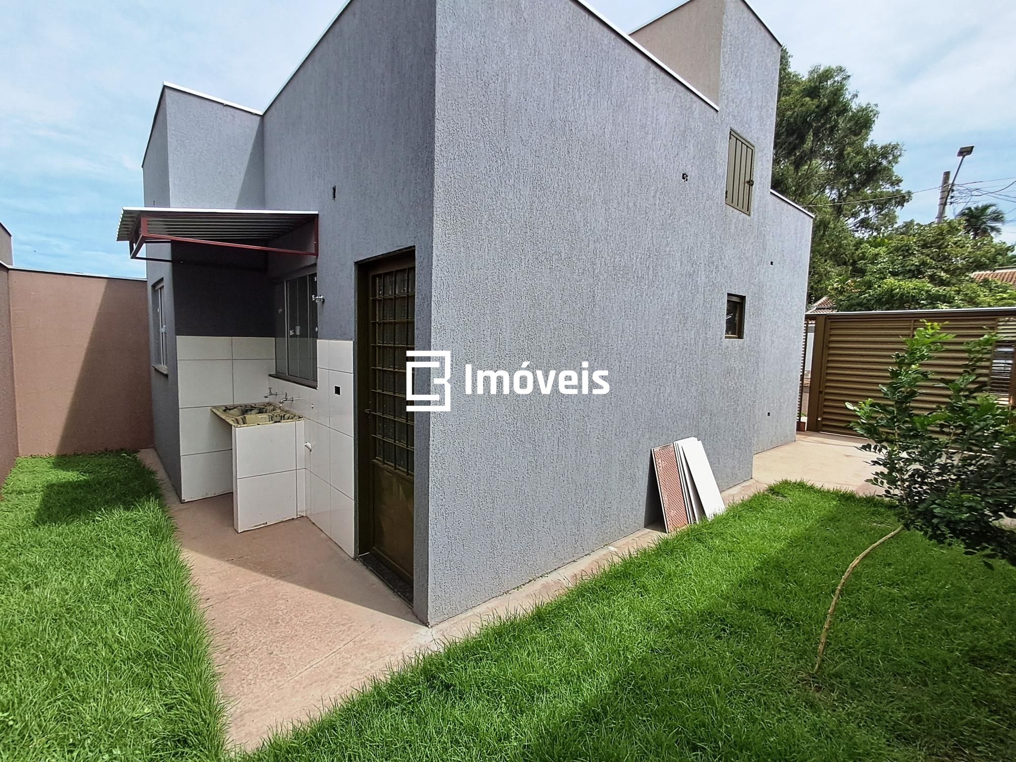 Casa à venda com 2 quartos, 47m² - Foto 4