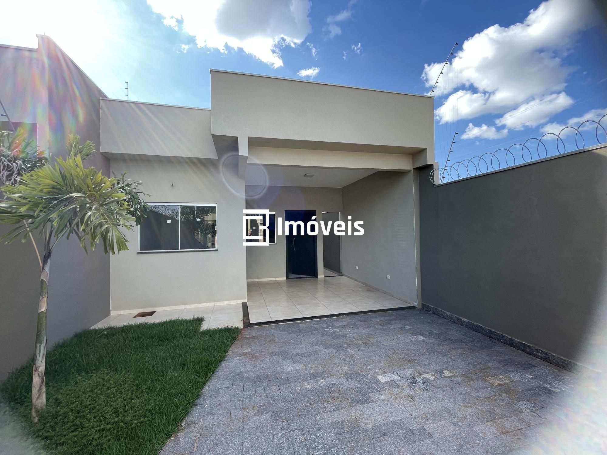 Casa à venda com 3 quartos, 83m² - Foto 2