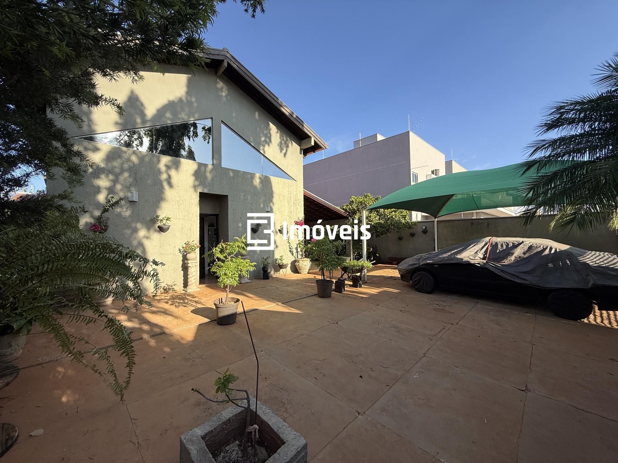 Sobrado, 6 quartos, 330 m² - Foto 2