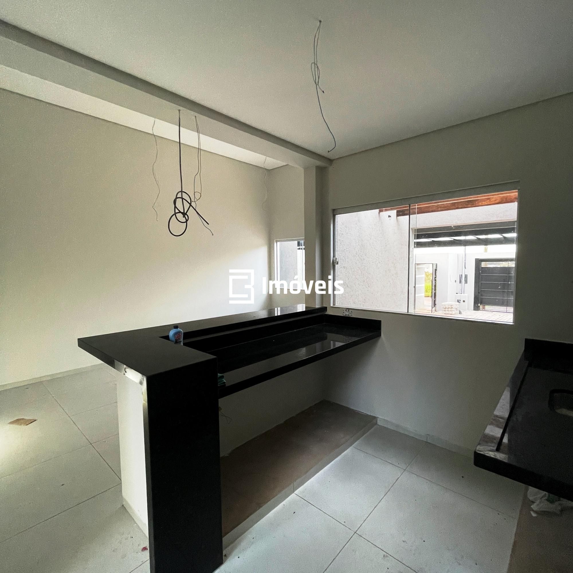 Casa à venda com 3 quartos, 90m² - Foto 11