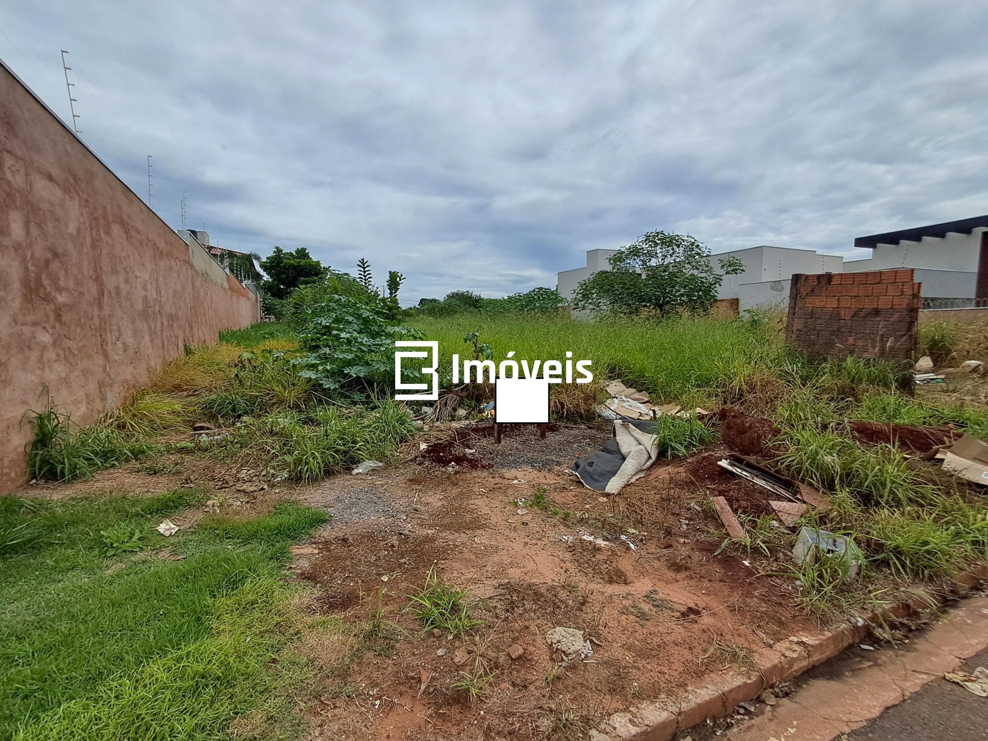 Terreno à venda, 374m² - Foto 2