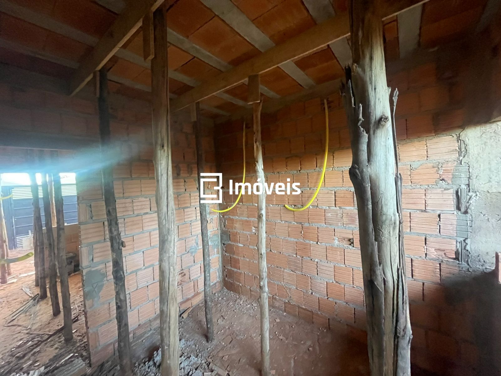 Casa à venda com 2 quartos, 56m² - Foto 7