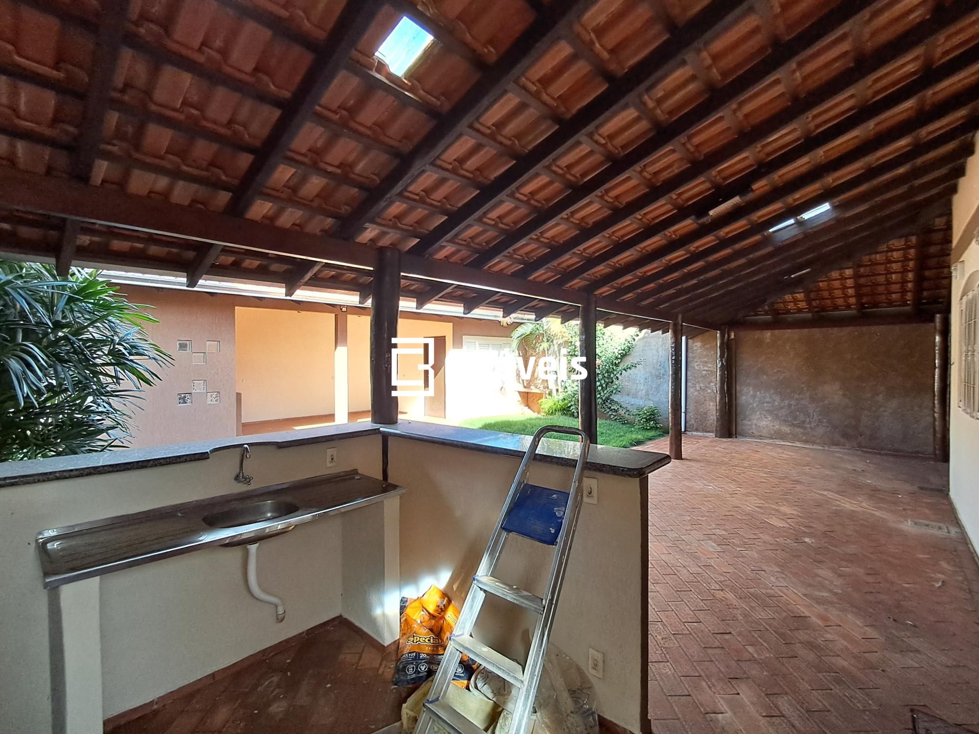 Casa, 5 quartos, 240 m² - Foto 17