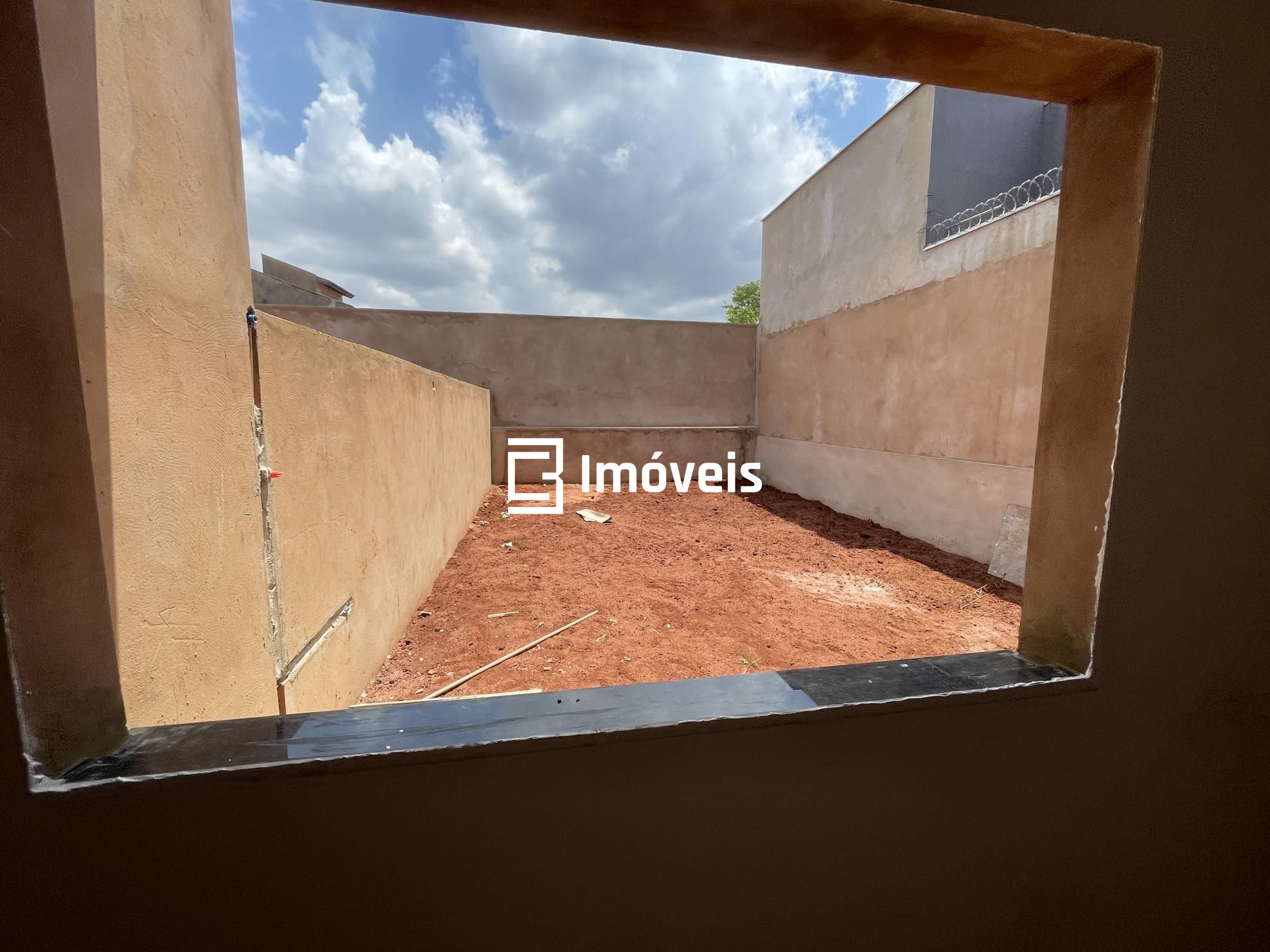 Casa à venda com 2 quartos, 69m² - Foto 13