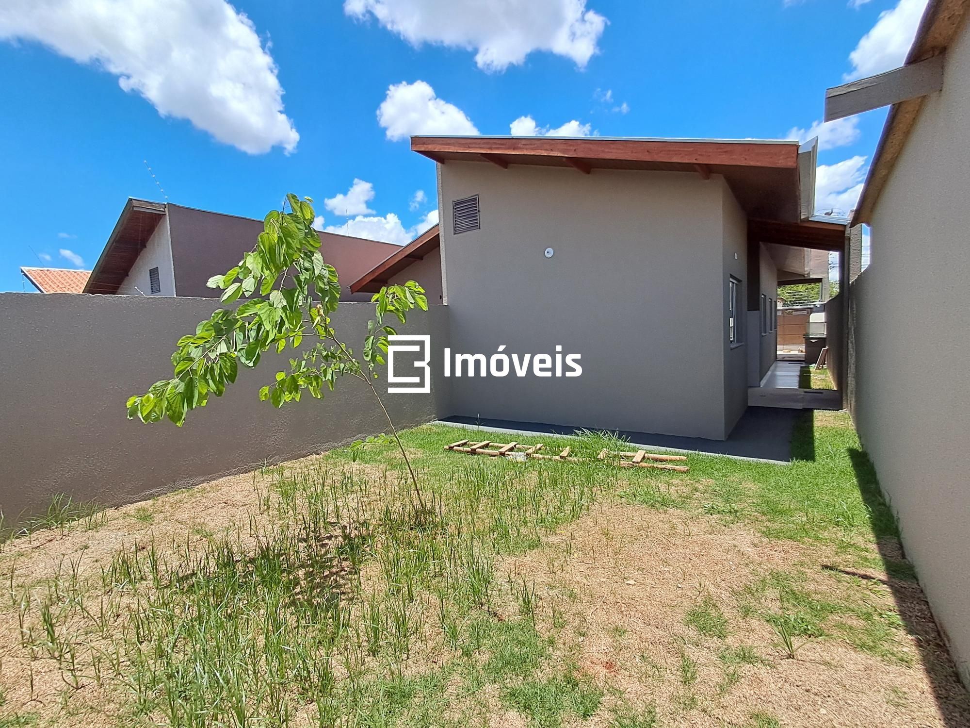 Casa à venda com 3 quartos, 90m² - Foto 24