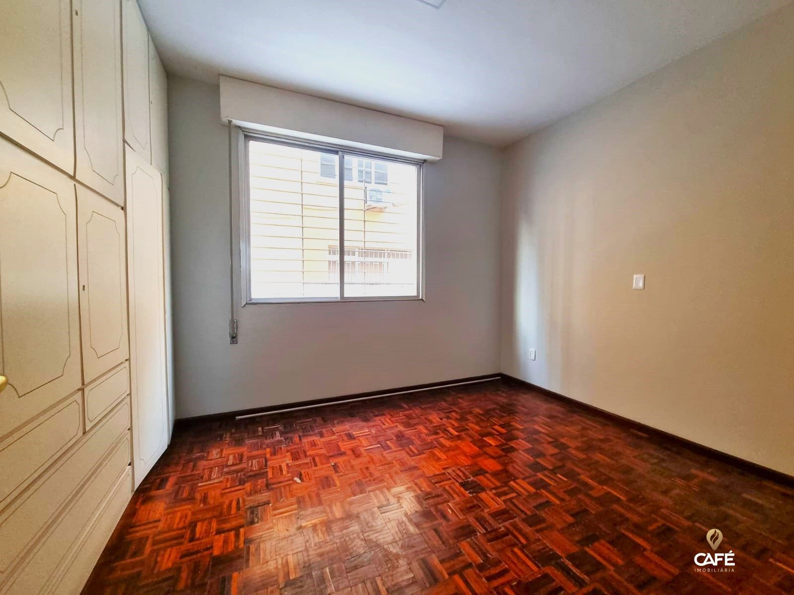 Apartamento à venda com 3 quartos, 199m² - Foto 11