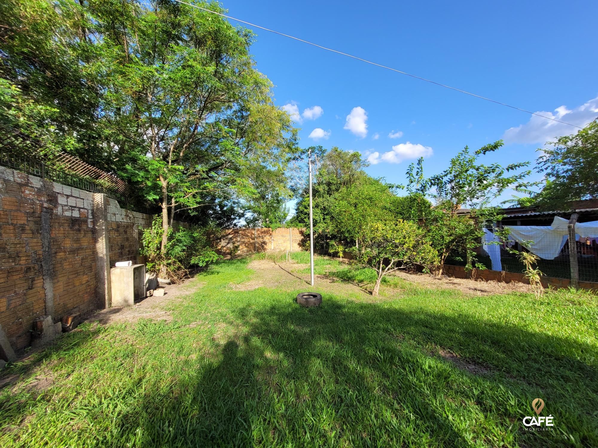 Casa à venda com 2 quartos, 60m² - Foto 18