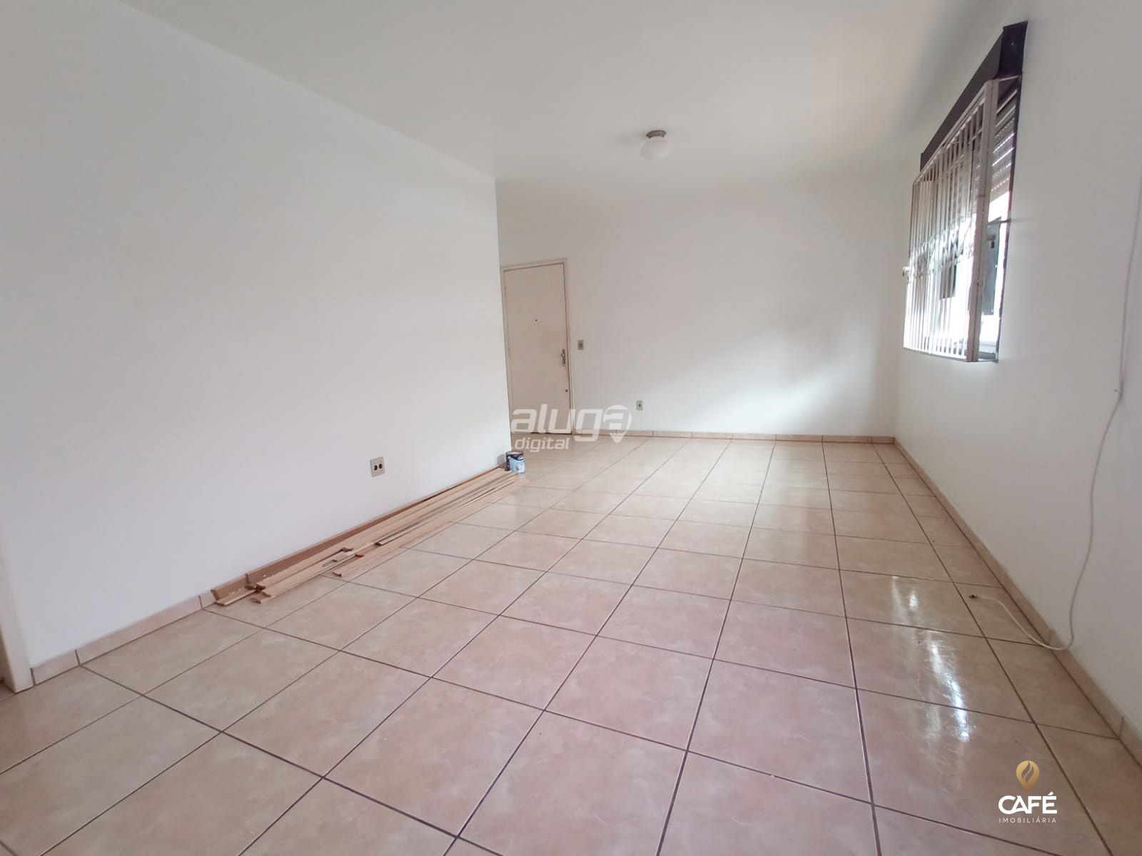 Apartamento à venda com 3 quartos, 100m² - Foto 1