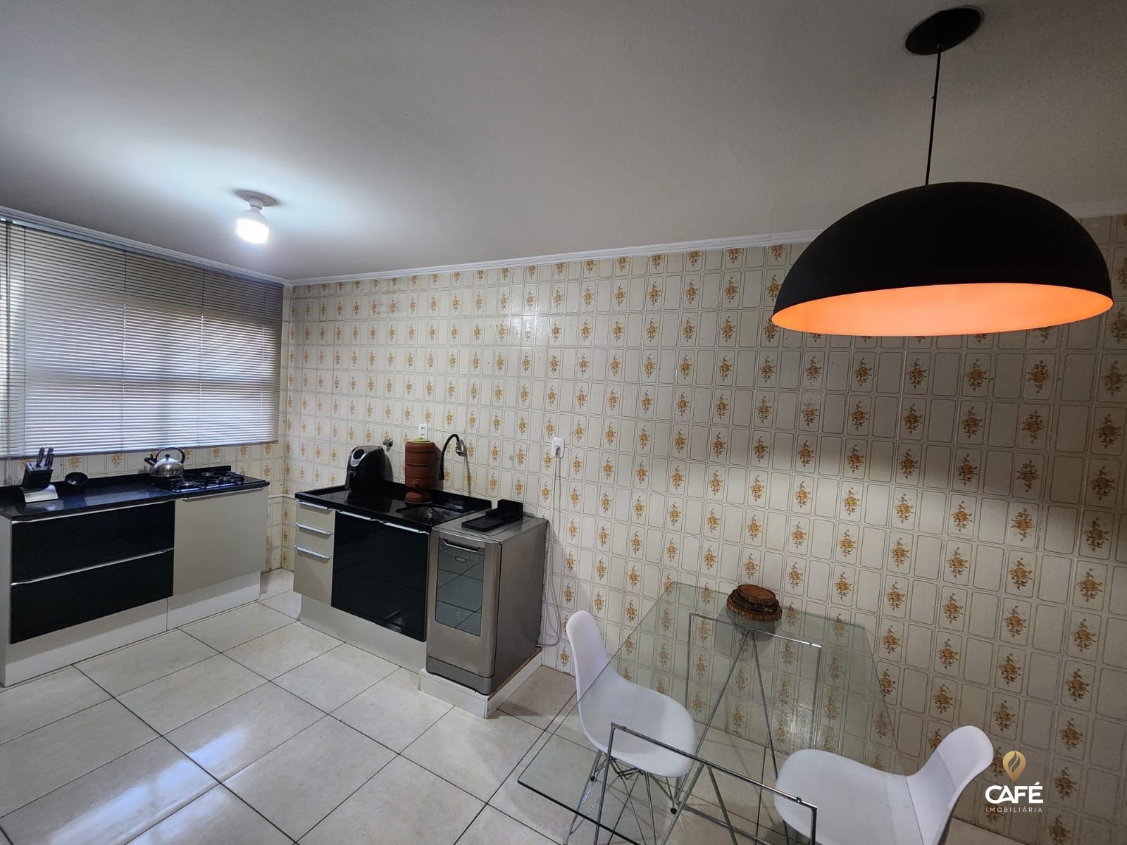 Casa à venda com 3 quartos, 220m² - Foto 7