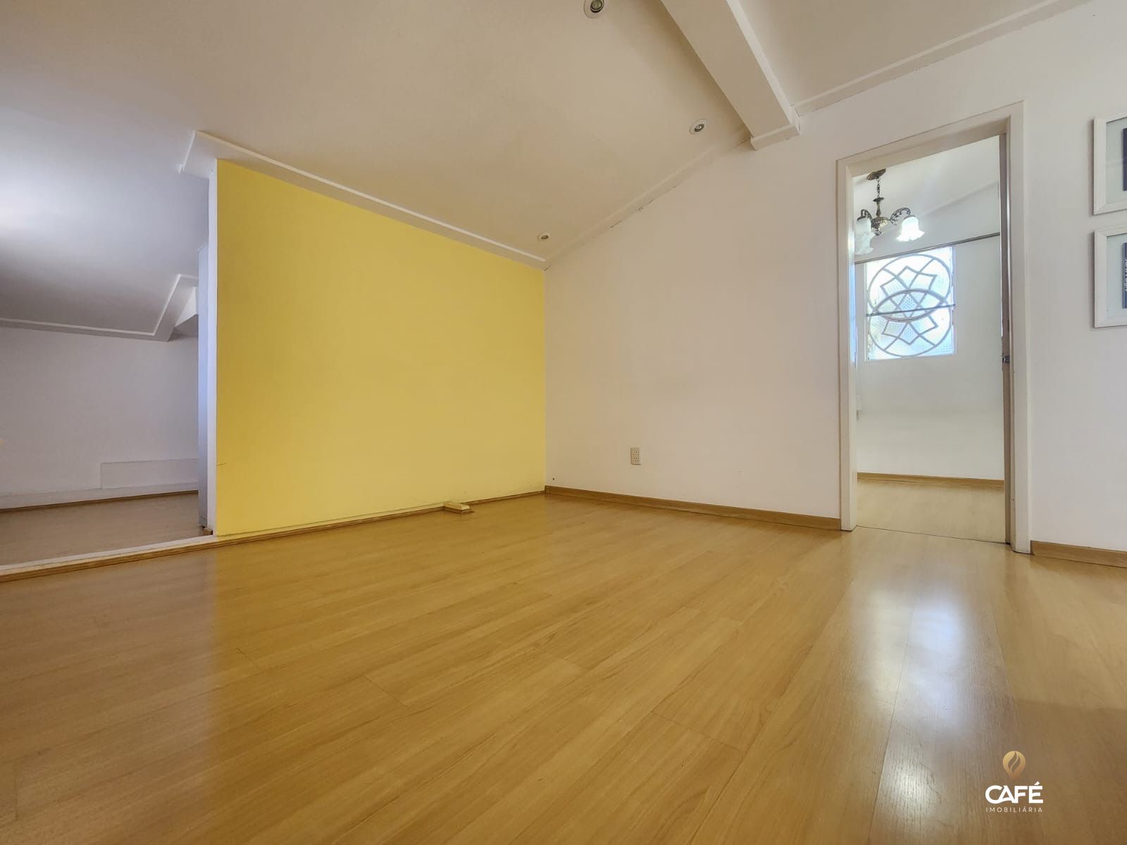 Casa à venda com 3 quartos, 220m² - Foto 11