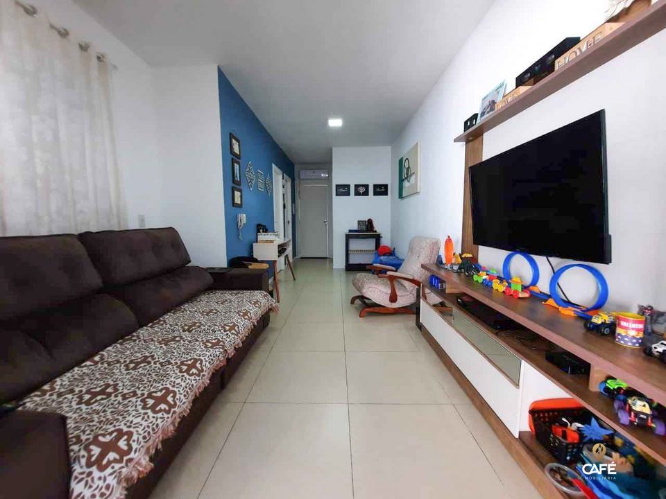 Casa à venda com 2 quartos, 65m² - Foto 3