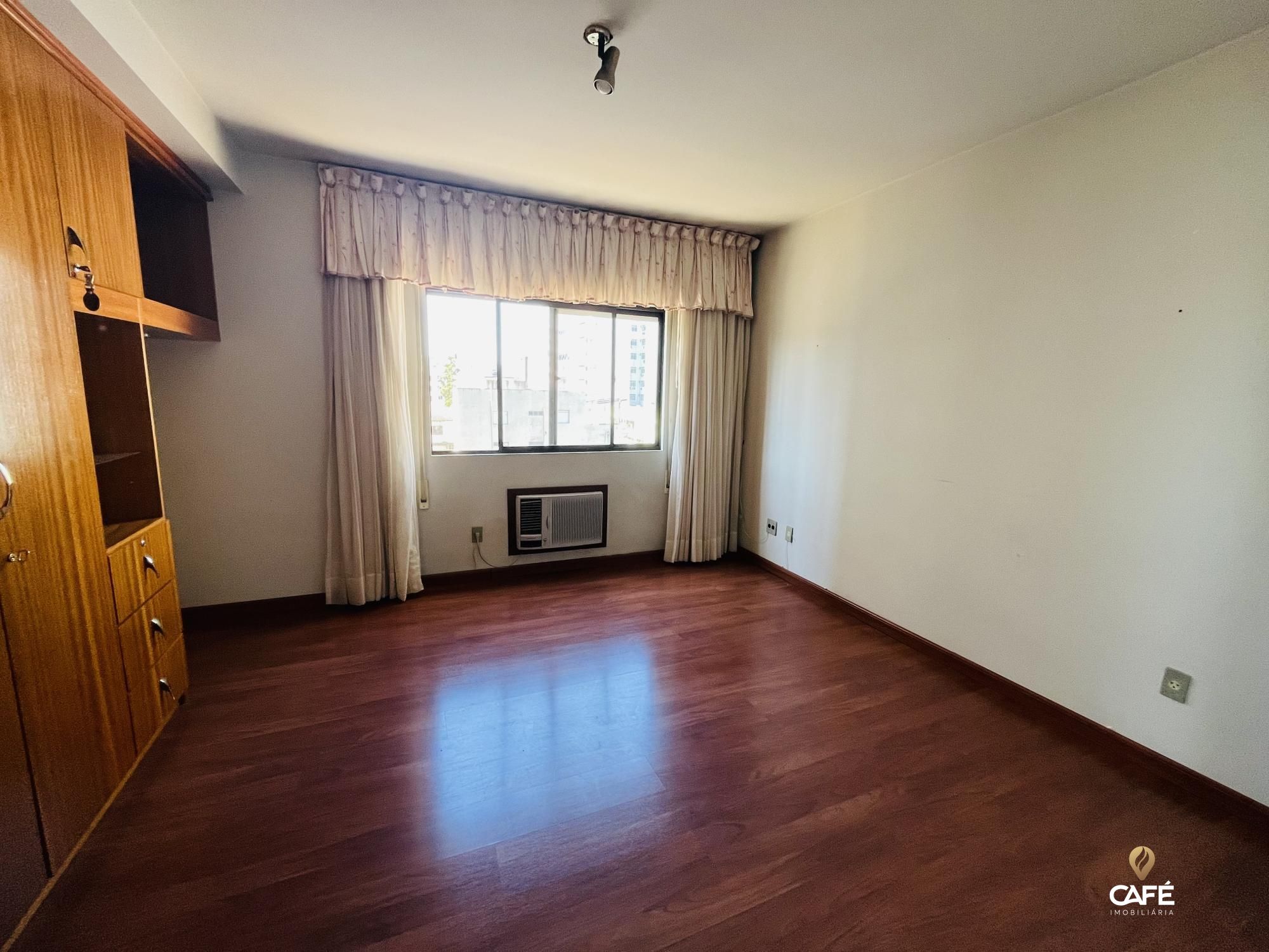 Apartamento à venda com 3 quartos, 140m² - Foto 6