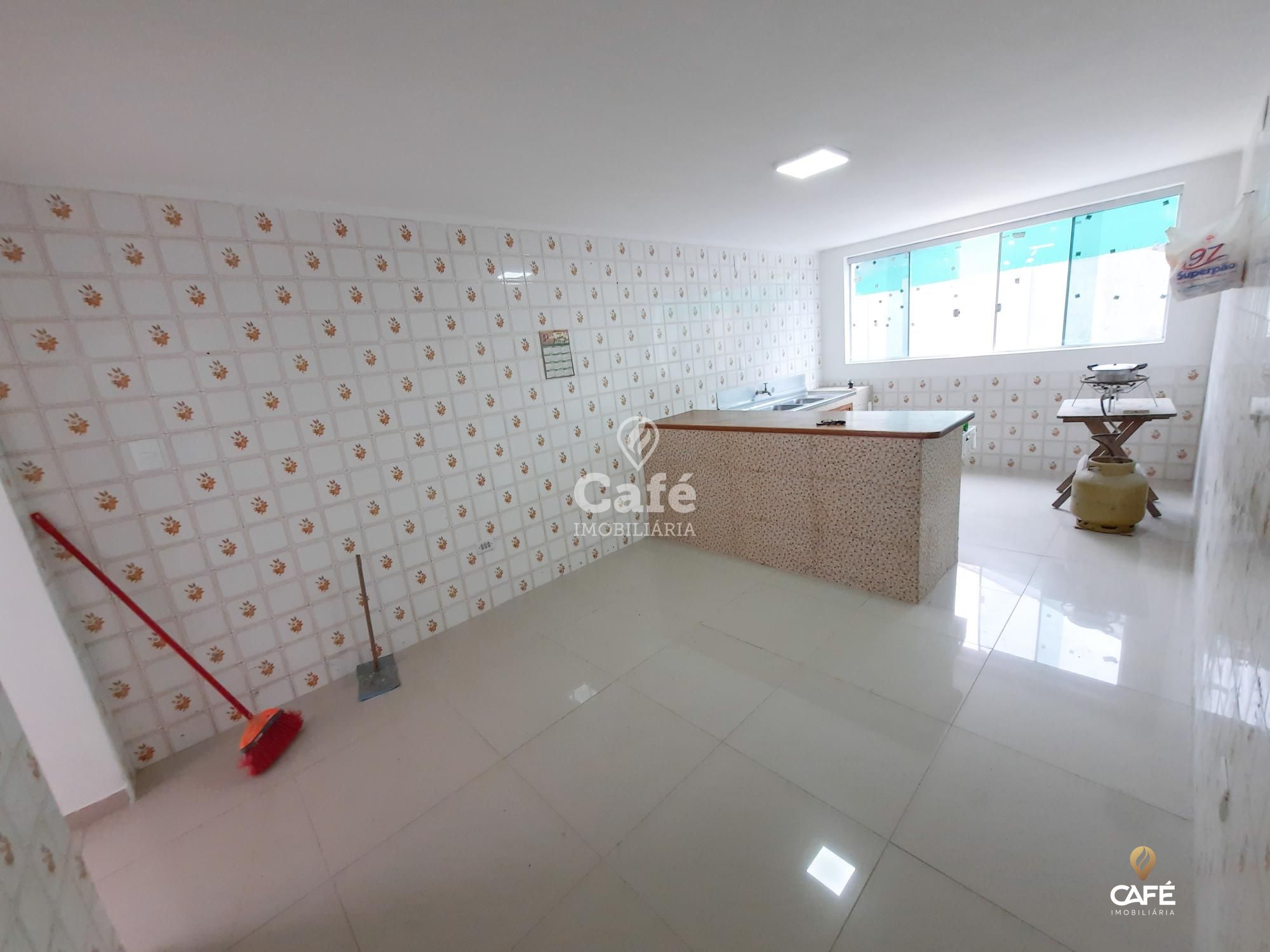 Casa à venda e aluguel com 5 quartos, 330m² - Foto 8