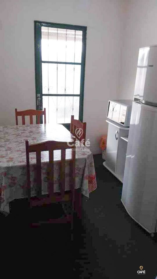 Apartamento à venda com 2 quartos, 38m² - Foto 2