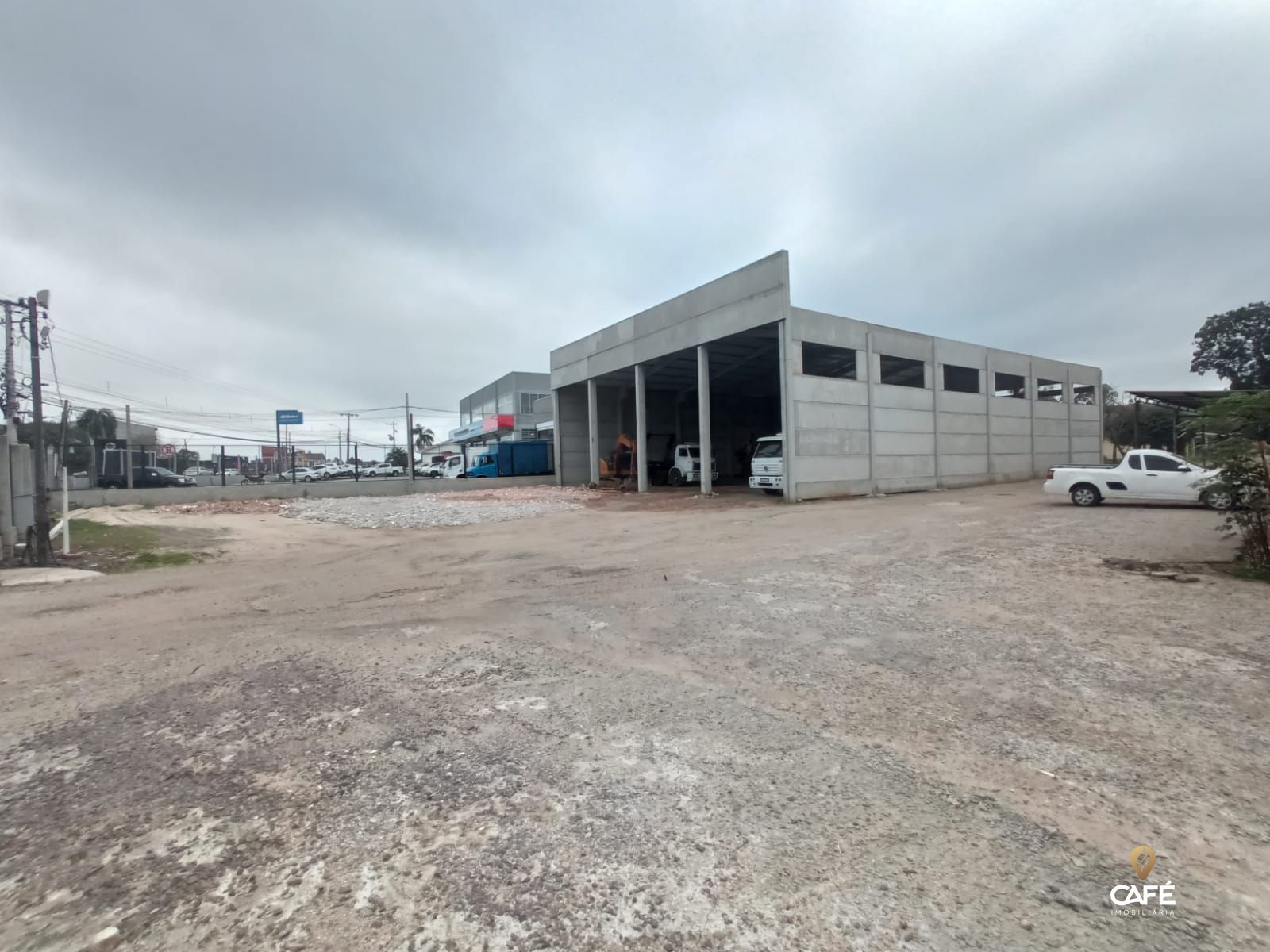 Depósito-Galpão-Armazém para alugar com 1 quarto, 600m² - Foto 2