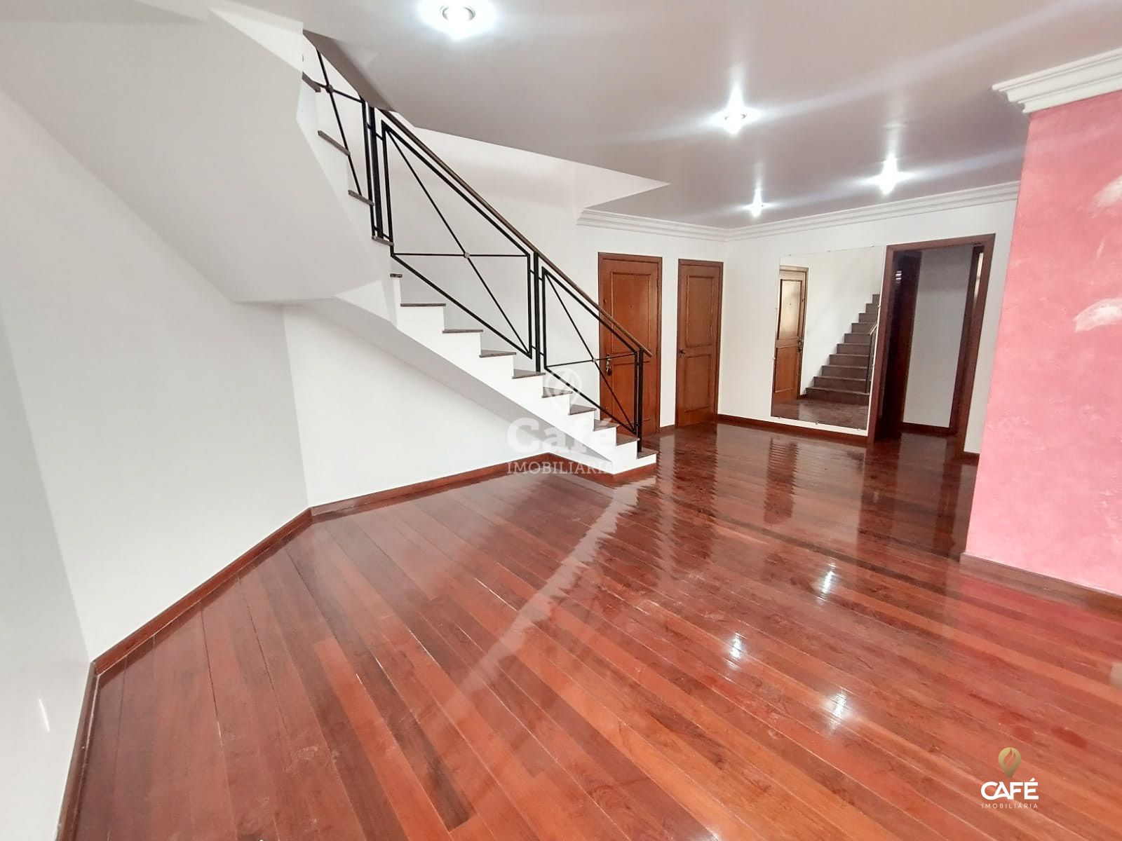 Cobertura à venda com 4 quartos, 270m² - Foto 5