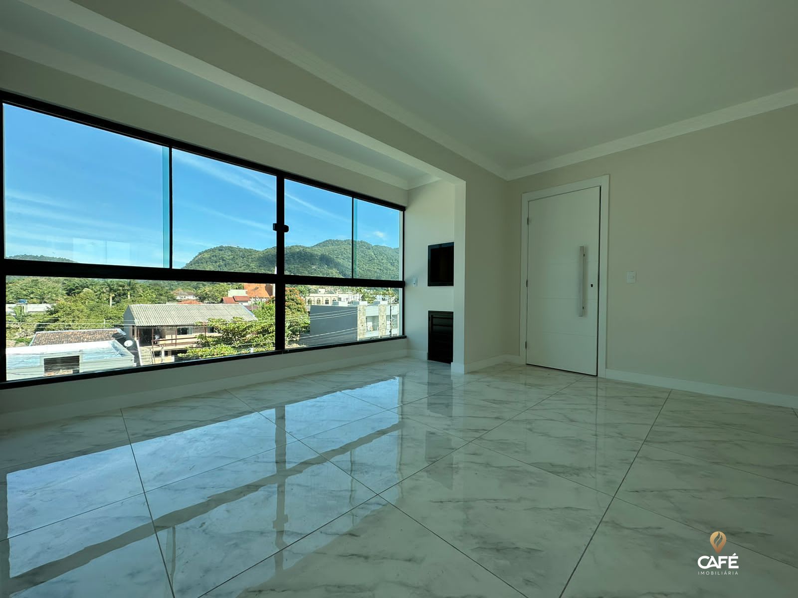 Apartamento à venda com 2 quartos, 66m² - Foto 2