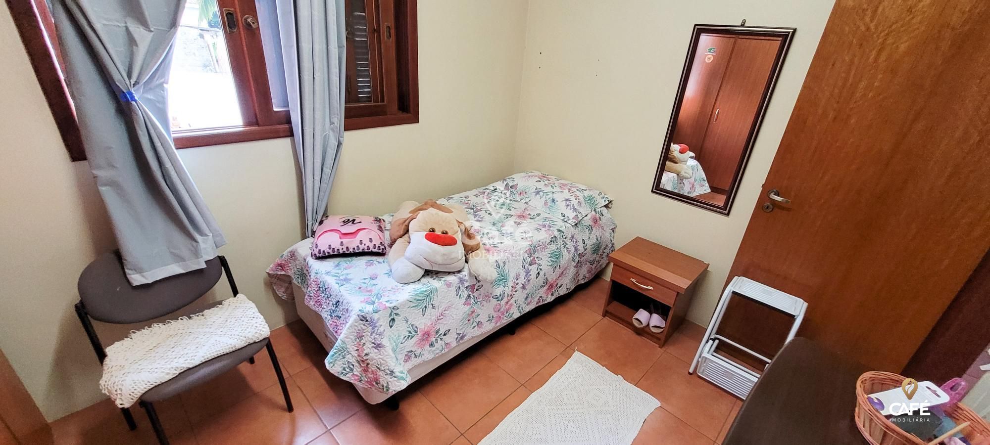 Casa, 5 quartos, 141 m² - Foto 4