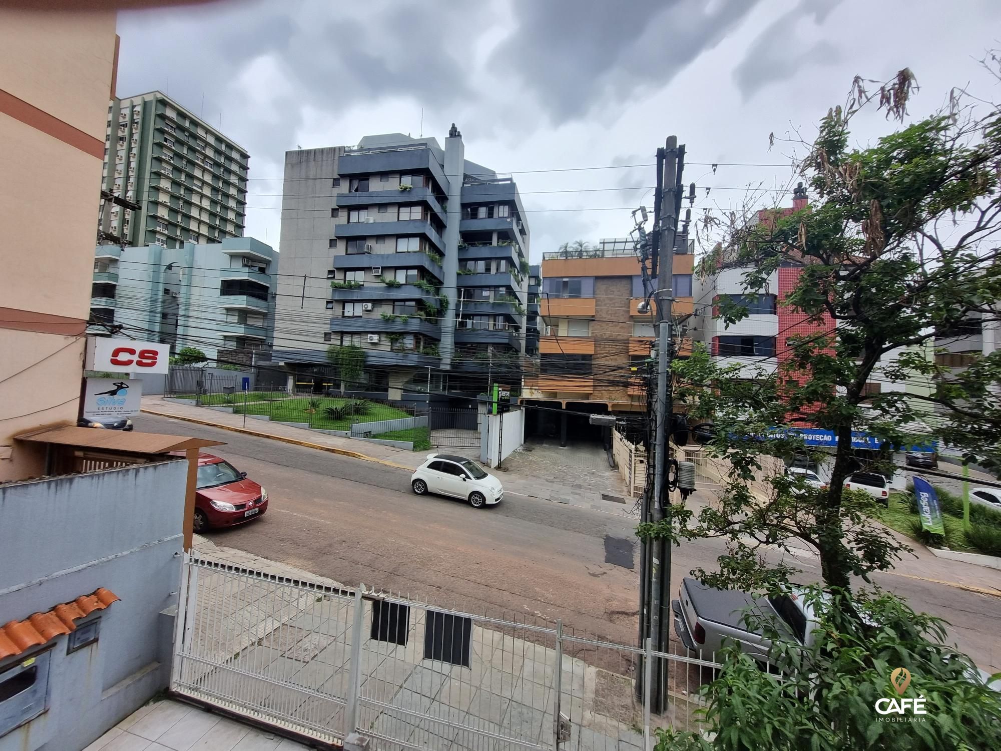 Casa à venda com 4 quartos, 542m² - Foto 4