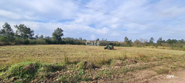 Terreno à venda, 1400m² - Foto 1