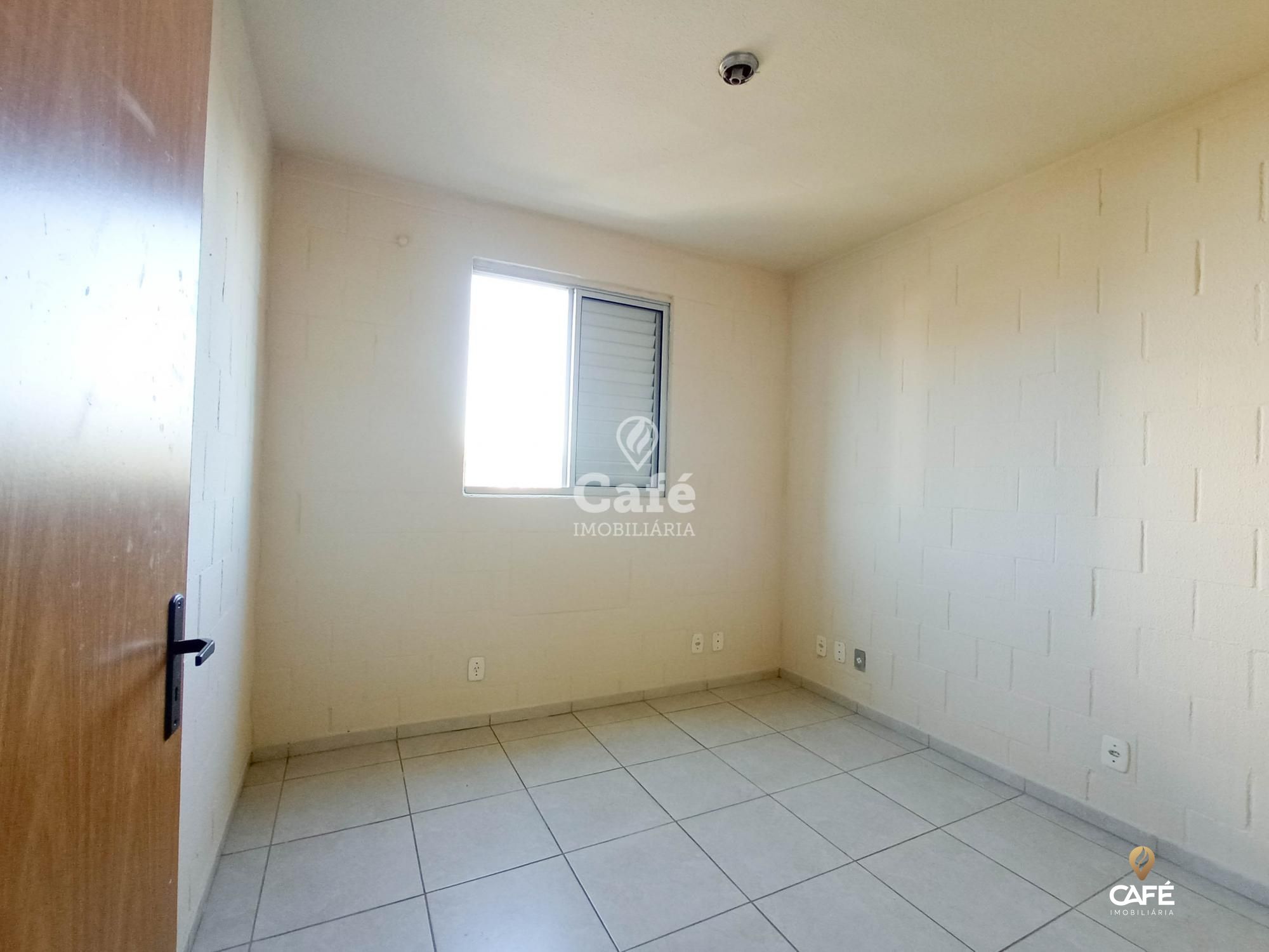 Apartamento à venda com 3 quartos, 80m² - Foto 4