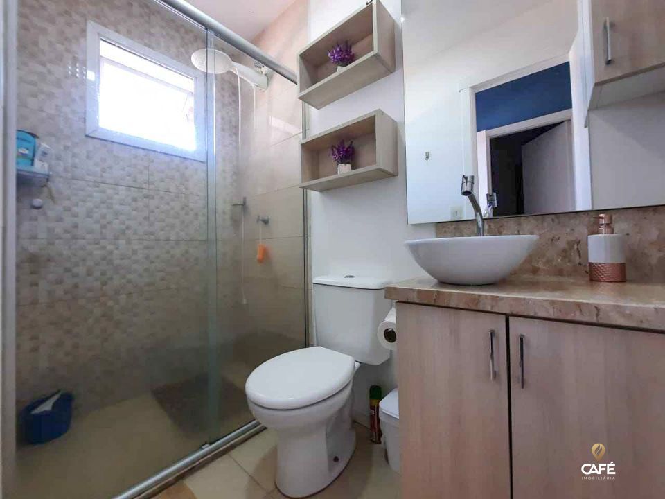 Casa à venda com 2 quartos, 65m² - Foto 8