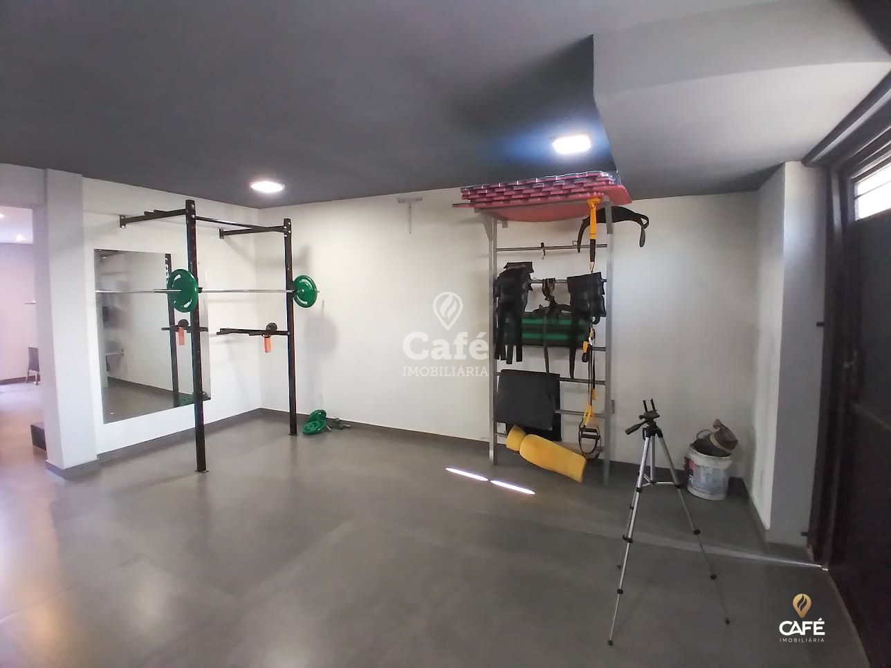 Casa à venda com 3 quartos, 231m² - Foto 14