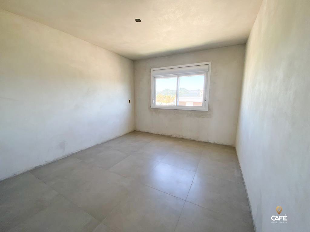 Casa à venda com 3 quartos, 243m² - Foto 5