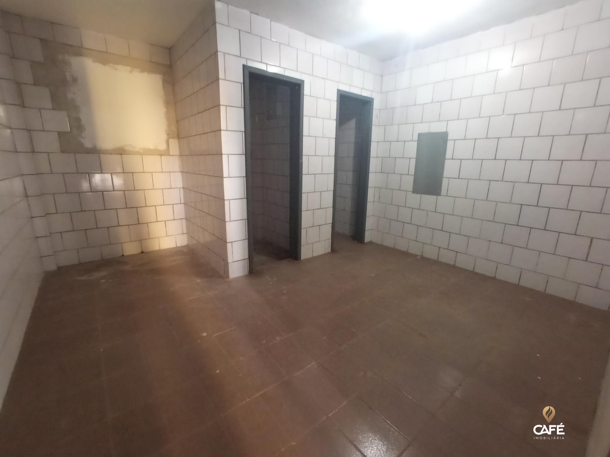 Depósito-Galpão-Armazém para alugar com 3 quartos, 400m² - Foto 6