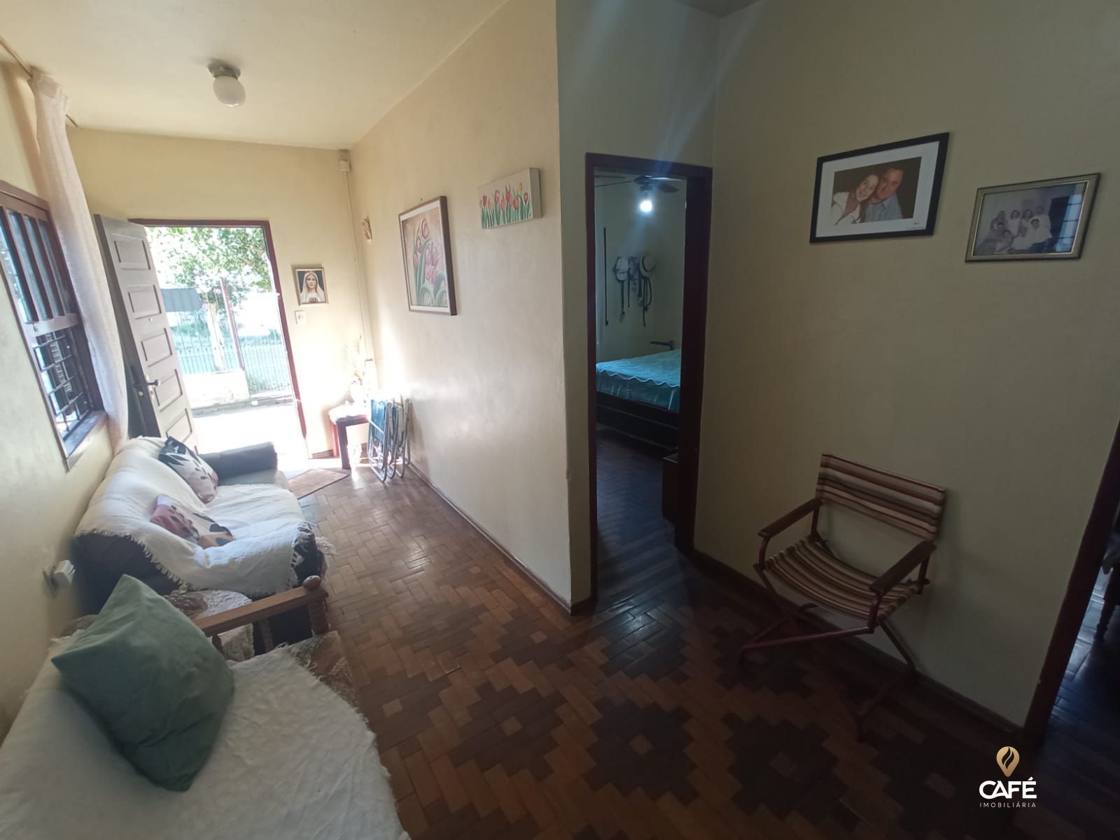 Casa à venda com 4 quartos, 94m² - Foto 4