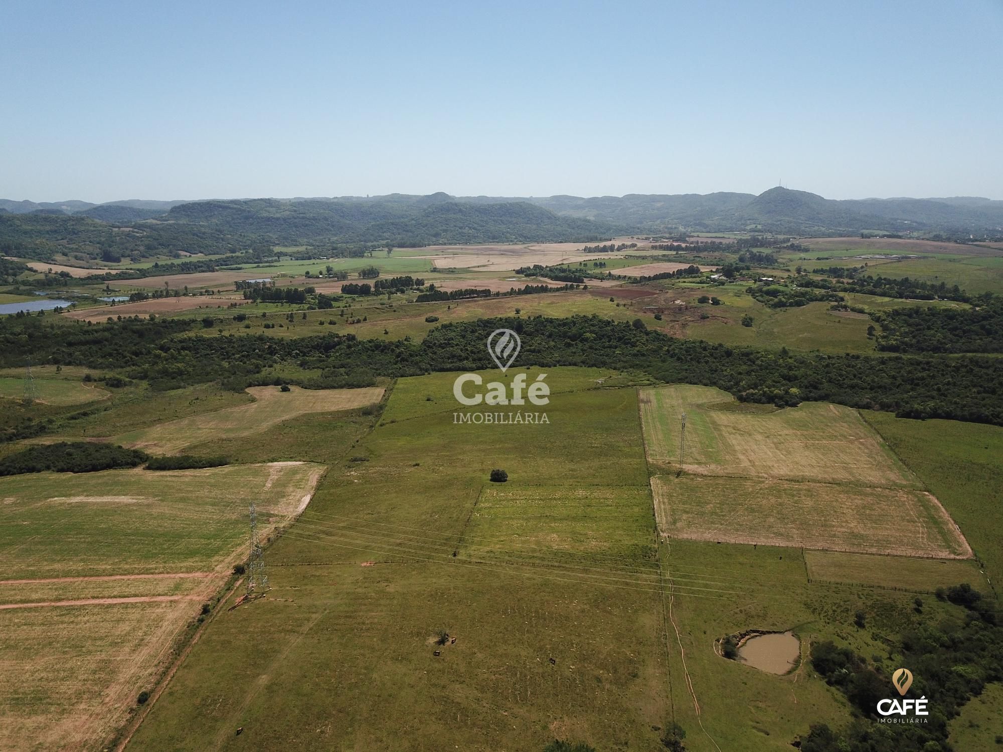 Fazenda à venda com 2 quartos, 180000m² - Foto 8