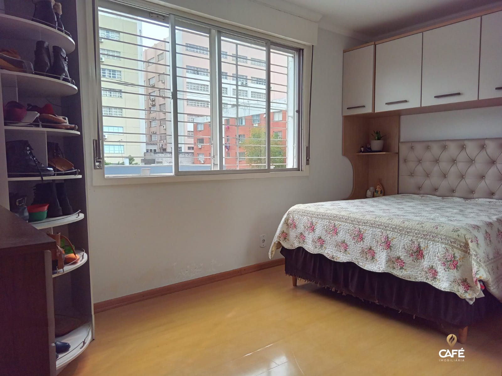 Apartamento à venda com 2 quartos, 124m² - Foto 1